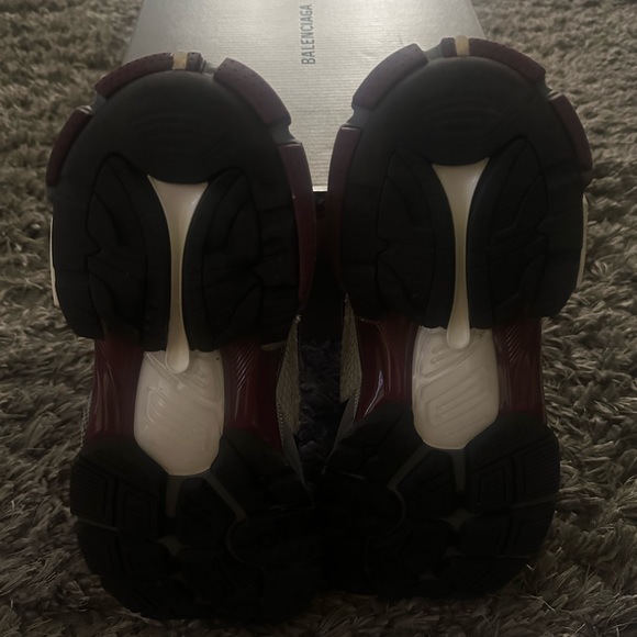 Balenciaga Runner Sneaker, Burgundy - Picture 8 of 11